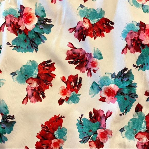 New Lovers + Friends Flower Halter Bikini Top - Picture 5 of 5